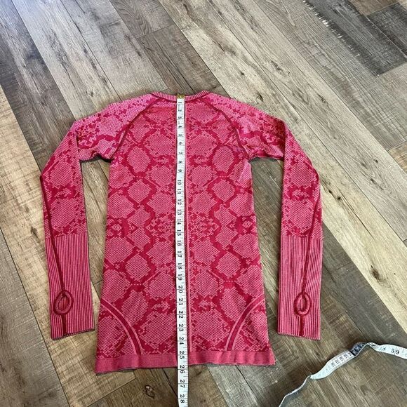 Lululemon Swiftly Tech Long Sleeve Crew Sz 4 In Heathered Cranberry - Picture 4 of 8